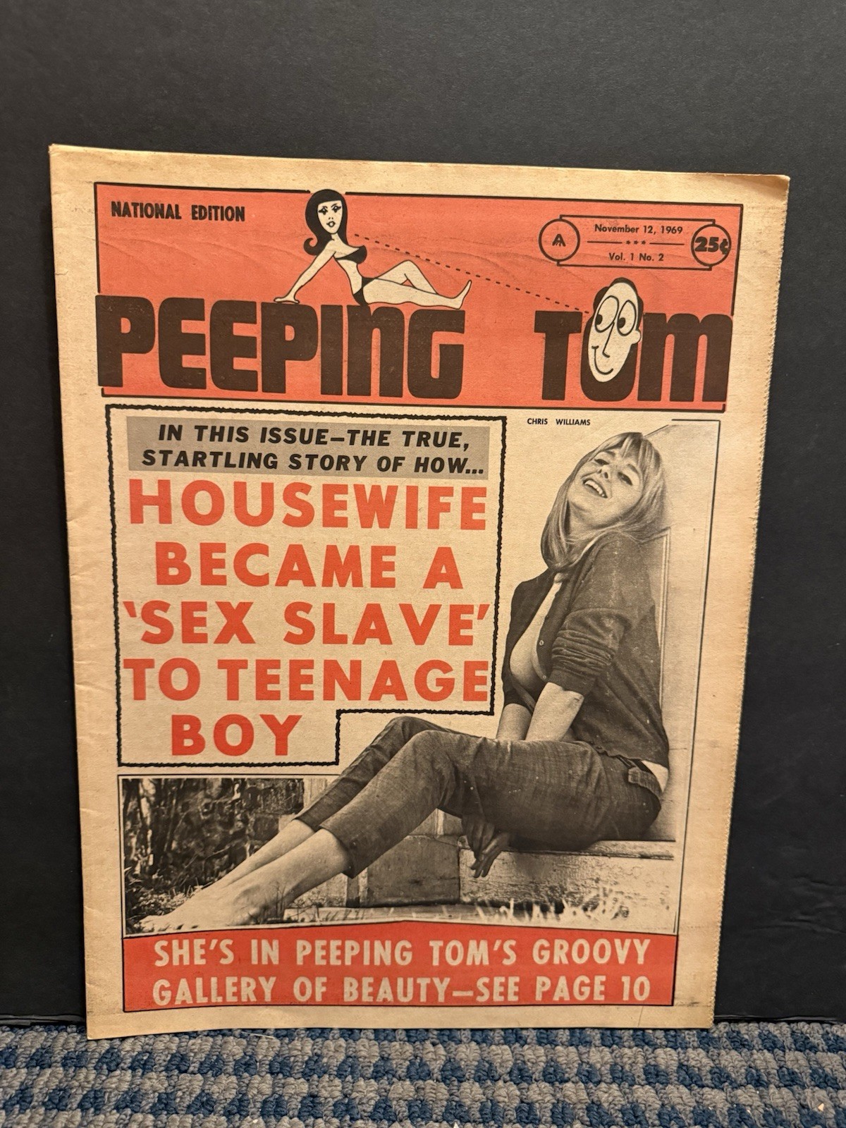 1969 Oct 29th Peeping Tom Newspaper, Vol. 1 No. 2 Chris Williams (VRN10D)