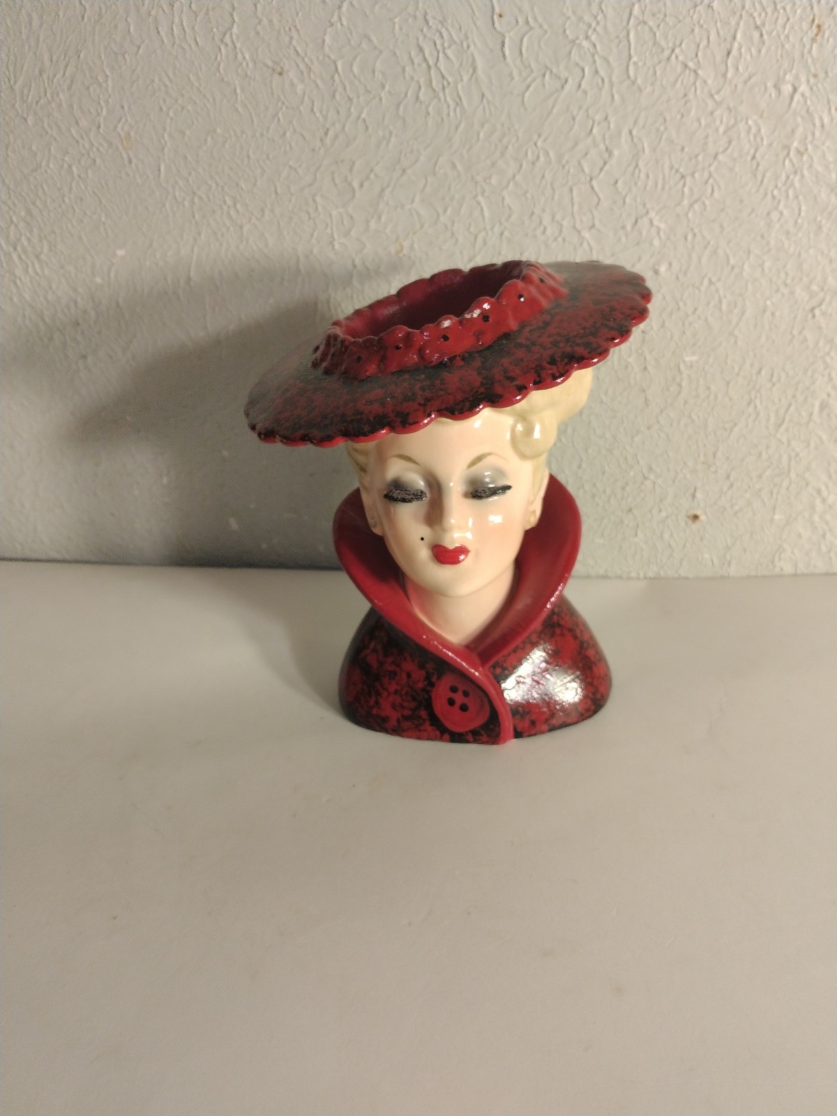 1959 NAPCO Ware Lady Head Vase C3815 burgundy Dress and Hat Very Nice