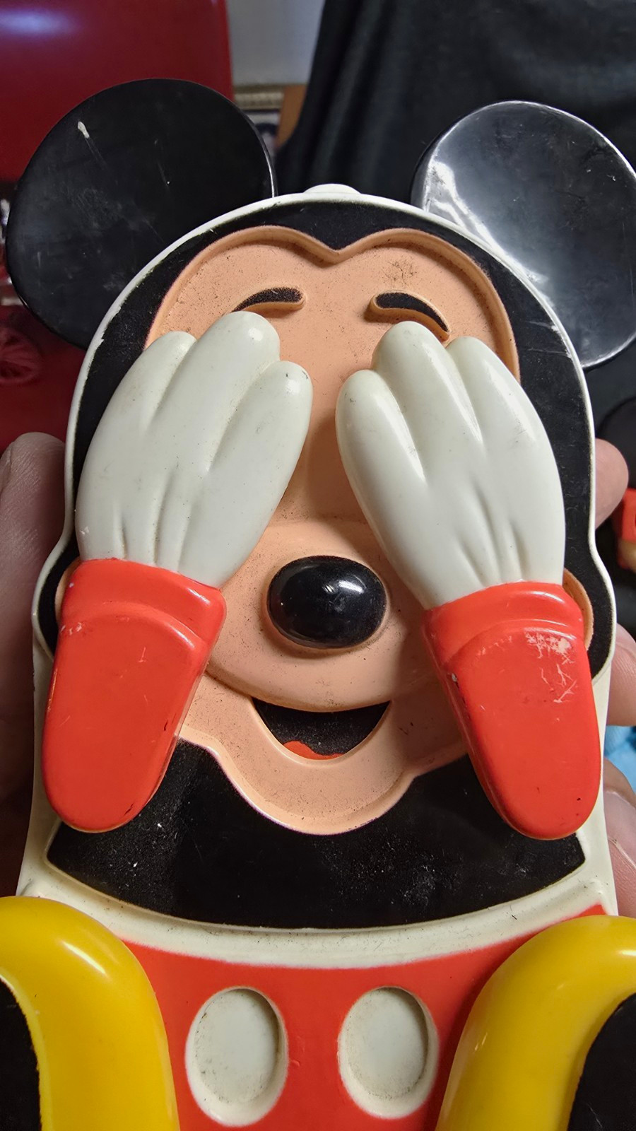 Vintage Illco Disney Mickey Mouse Peek-A-Boo Musical Wind Up Toy Moving Hands