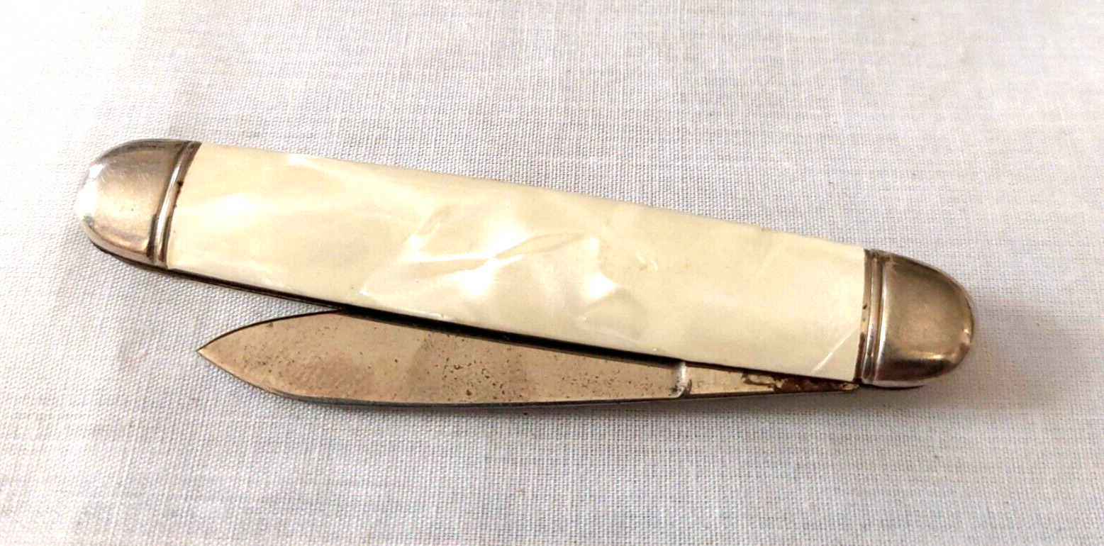 Vintage Imperial USA Blade Pocket Knife Mini Mother of Pearl USA Stainless Steel