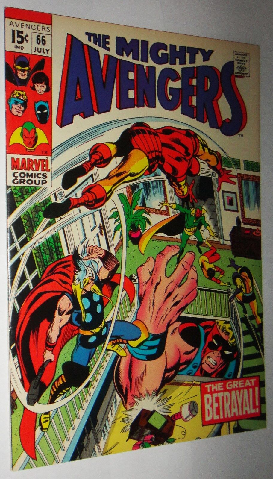 AVENGERS #66 BARRY SMITH ULTRON NEWSTAND FRESH 9.6 W/OW PAGES