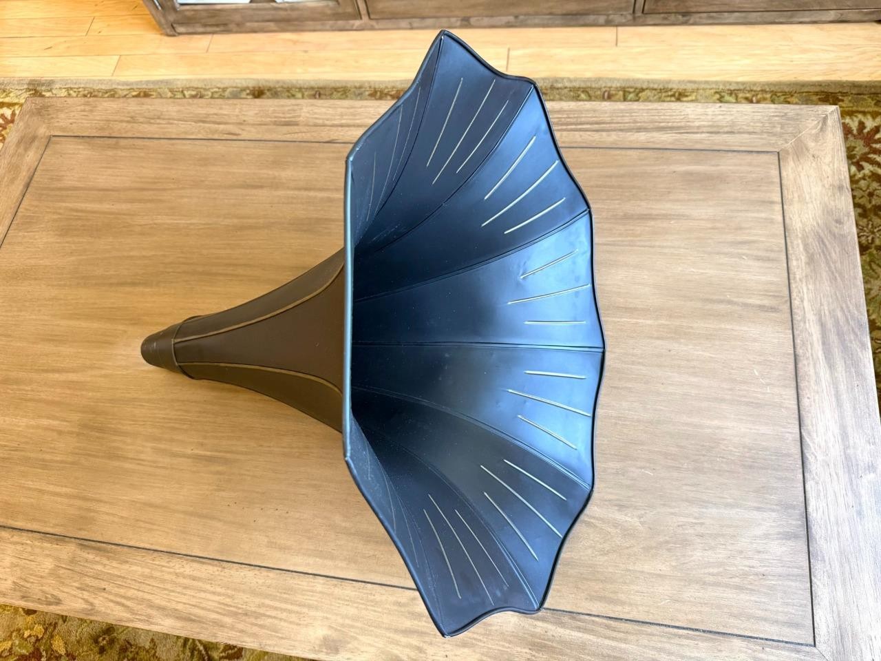 Early c. 1906 9 Panel Morning Glory Horn Victor Vic II, III, IV, M Phonographs