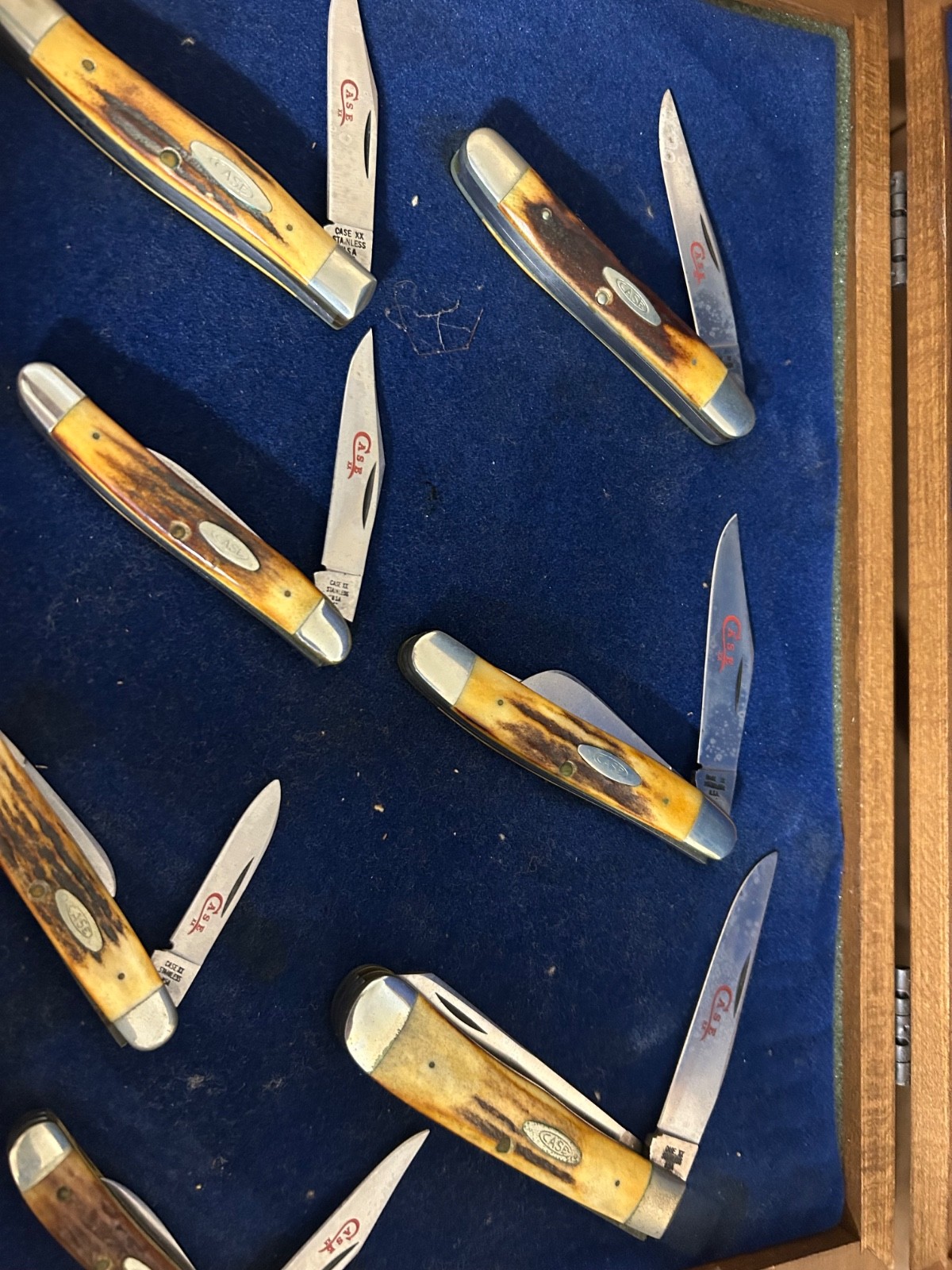 case xx red letter 7 set collection never been sharpened mint condition