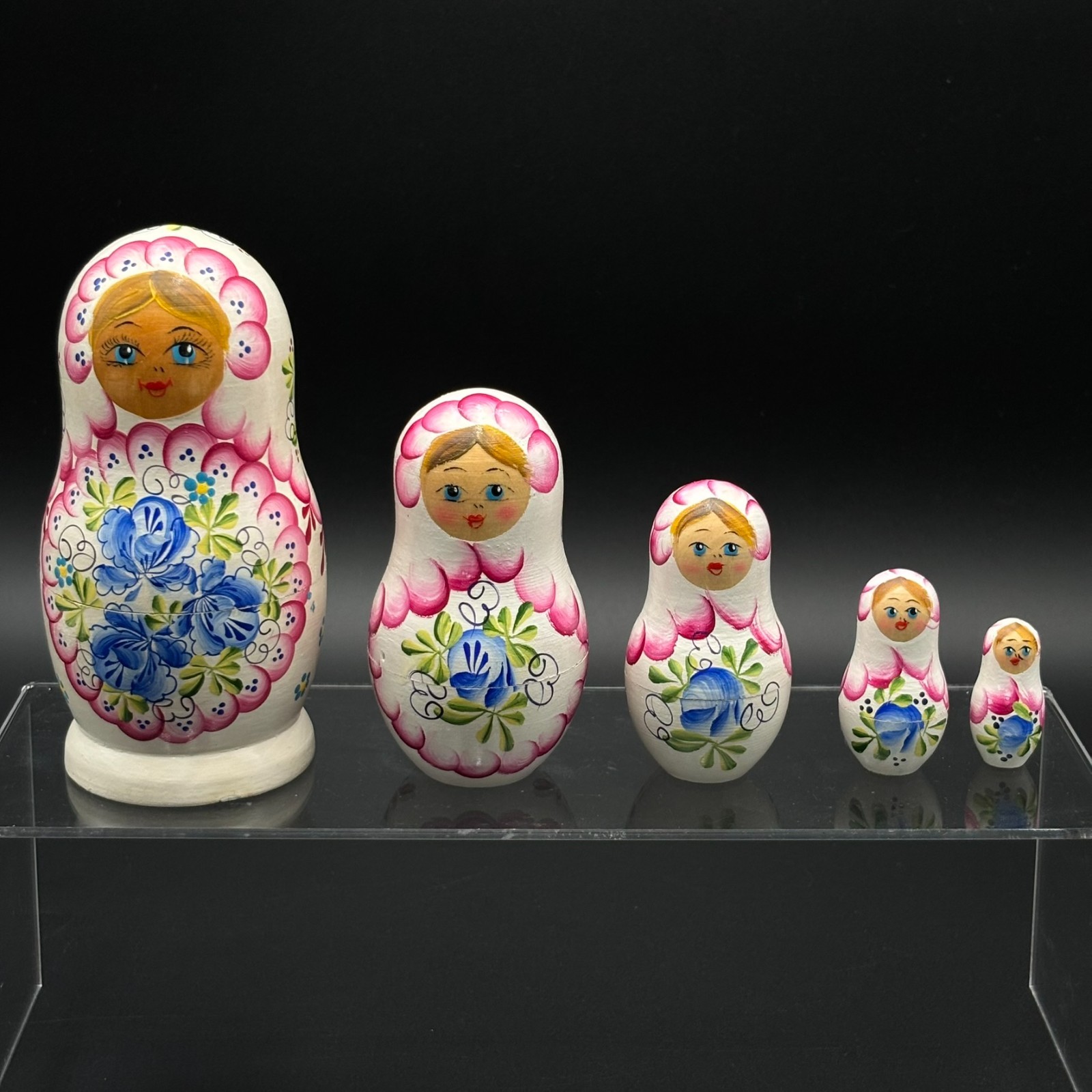 Vintage Matryoshka Nesting Dolls 5pc 6in Russian Folk Art Hand Painted Floral