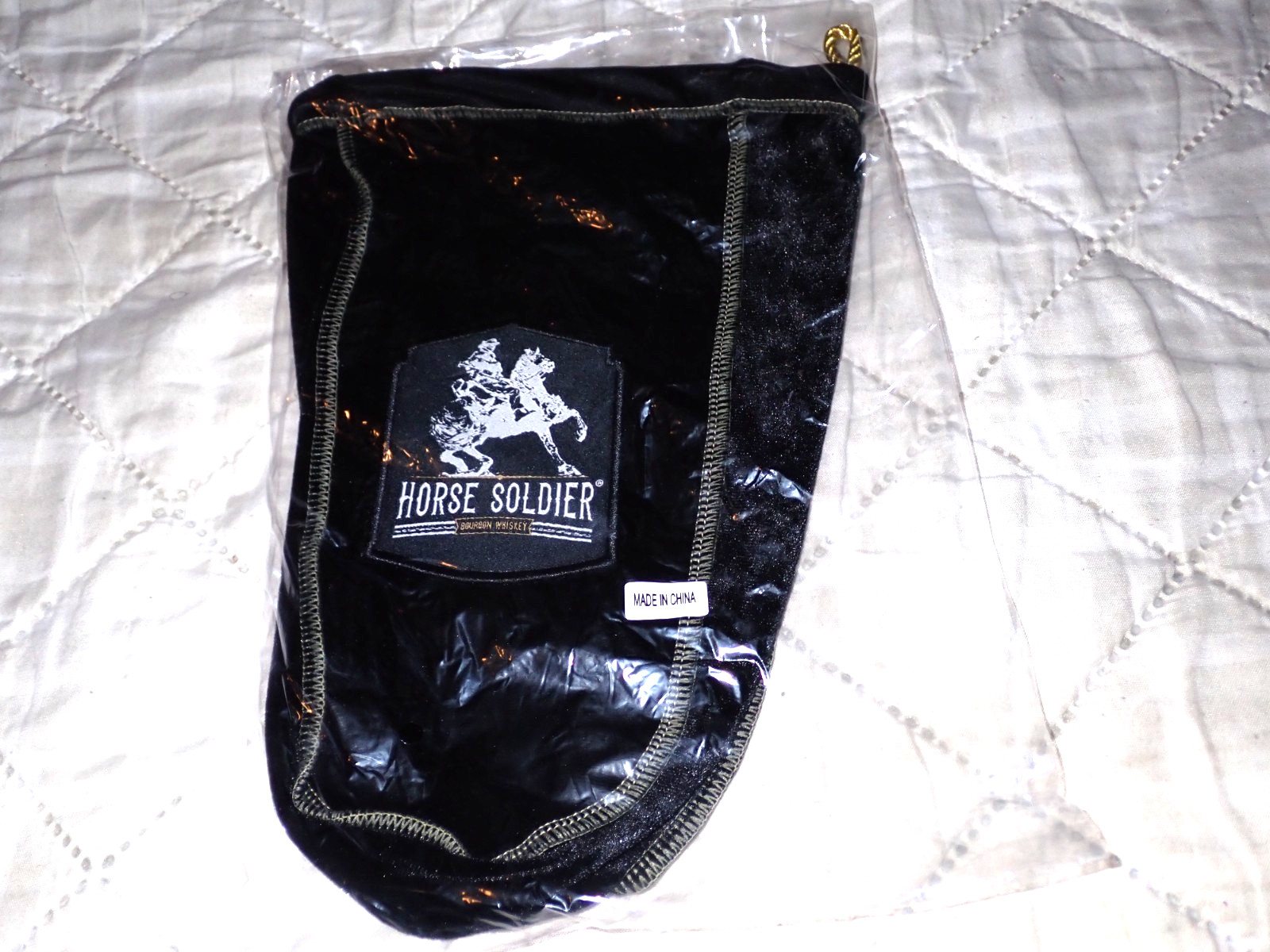 New Horse Soldier Bourbon Whiskey Bottle Carry Bag