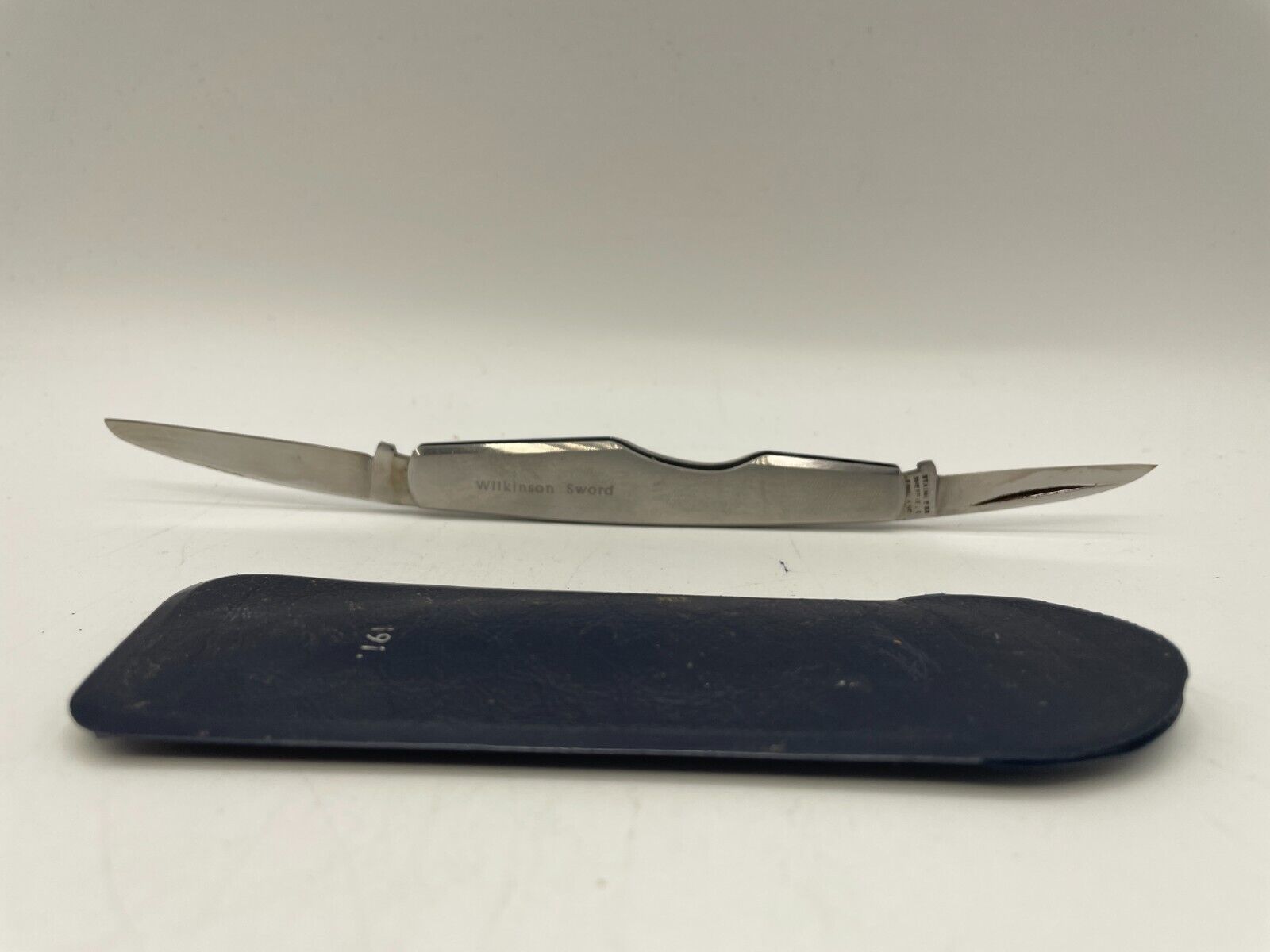 Vintage Wilkinson Sword 2 Blade Pocket Knife w/ Plastic Sleeve / England