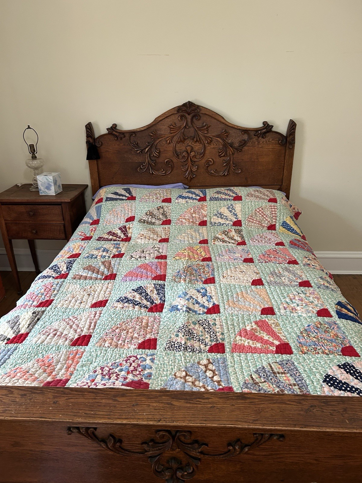Vintage Grandmother’s Fan Quilt Vintage Grandmother’s Fan Quilt