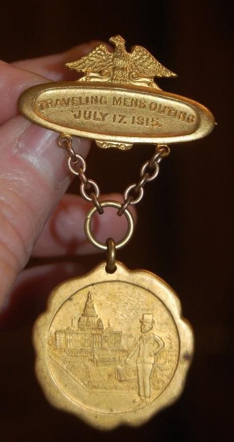 RARE ANTIQUE WW1 1915 UCT UNITED COMMERCIAL TRAVELERS  PIN  MEDAL PINBACK