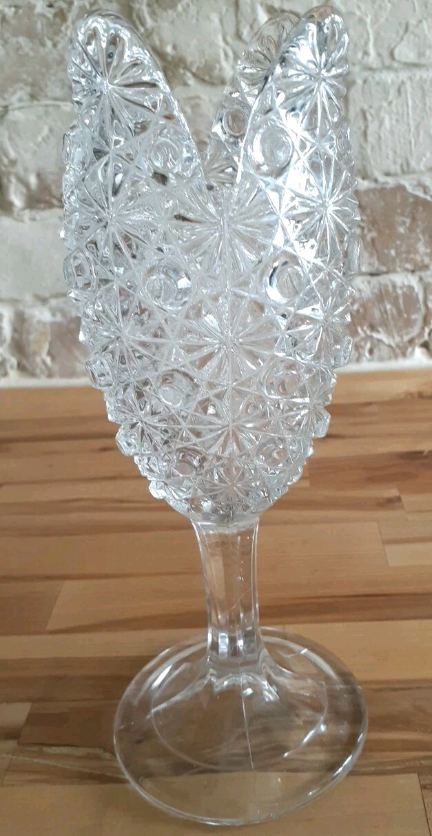Antique EAPG Hobbs Brockunier Daisy & Button Chalice Tuilp Vase Clear 9\