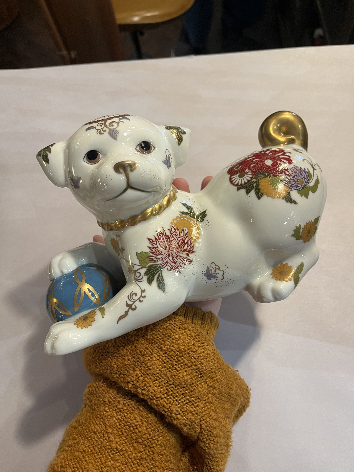 Vintage 1987 hand-painted porcelain \