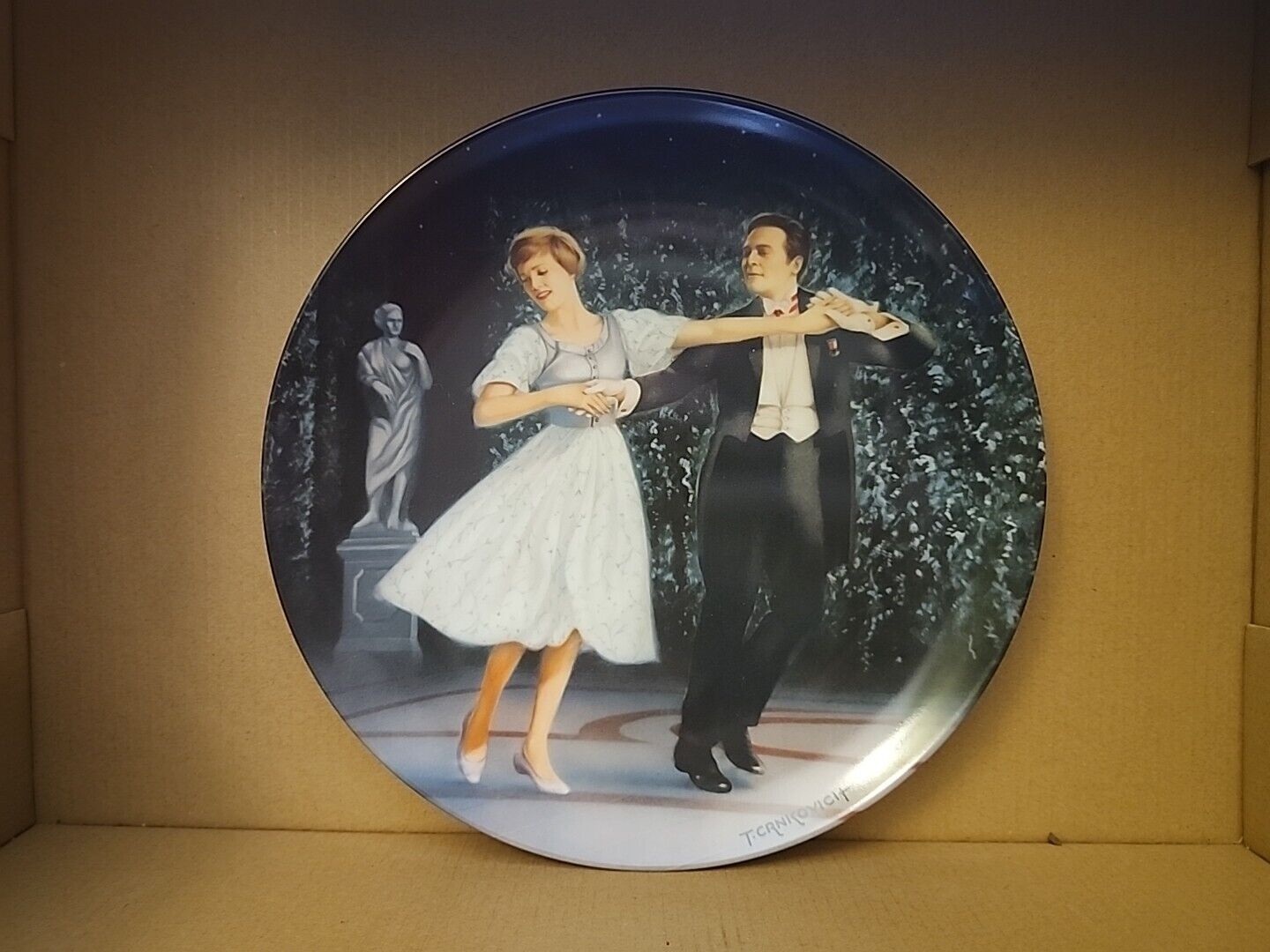 Vintage 1986 The Sound Of Music Collector Plate by Knowles Forth Plate in Series