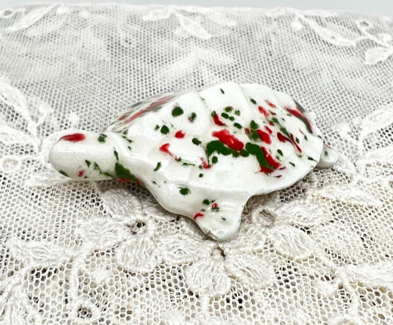 Vintage 1960s Speckled Turtle Red and Green Approx 2\