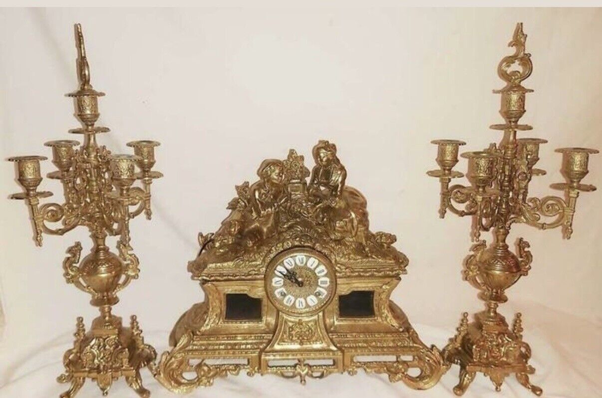 CUTE Antique French Figural Gilt Bronze Hunter Ornate Marble Pendulum Clock.
