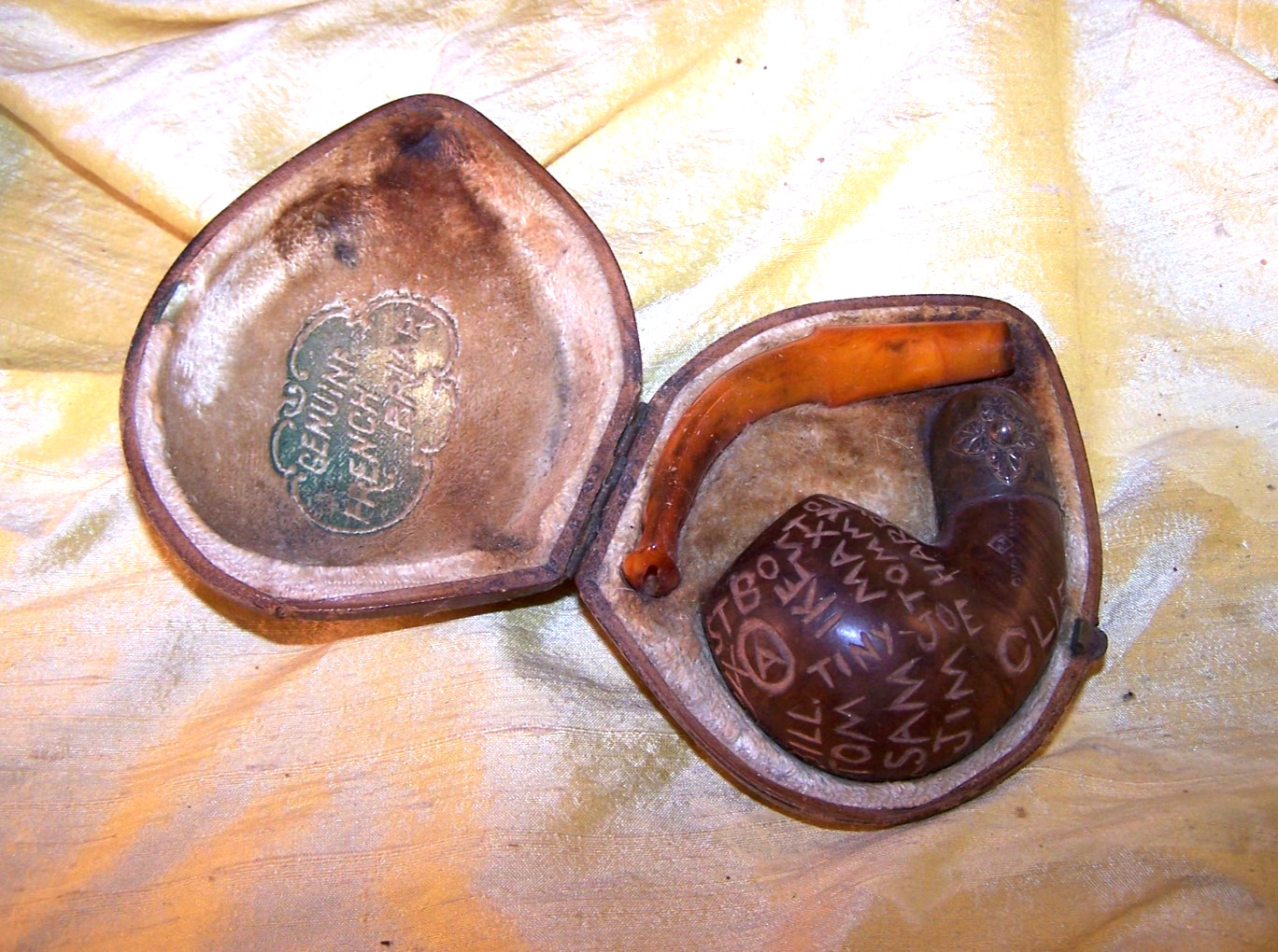 ANTIQUE Genuine French Briar wood pipe, original case & fraternity engravings