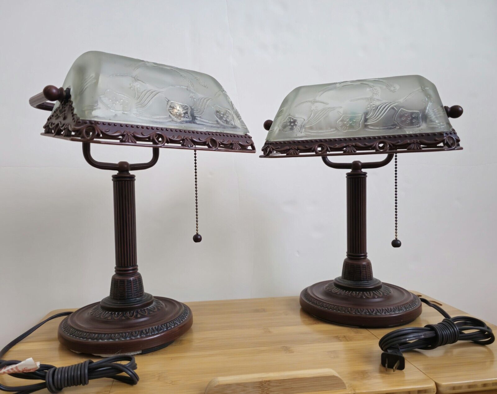 2 Vintage Bronze Bankers Lamps Frost Etched Glass Antique Style Desk Lamp.