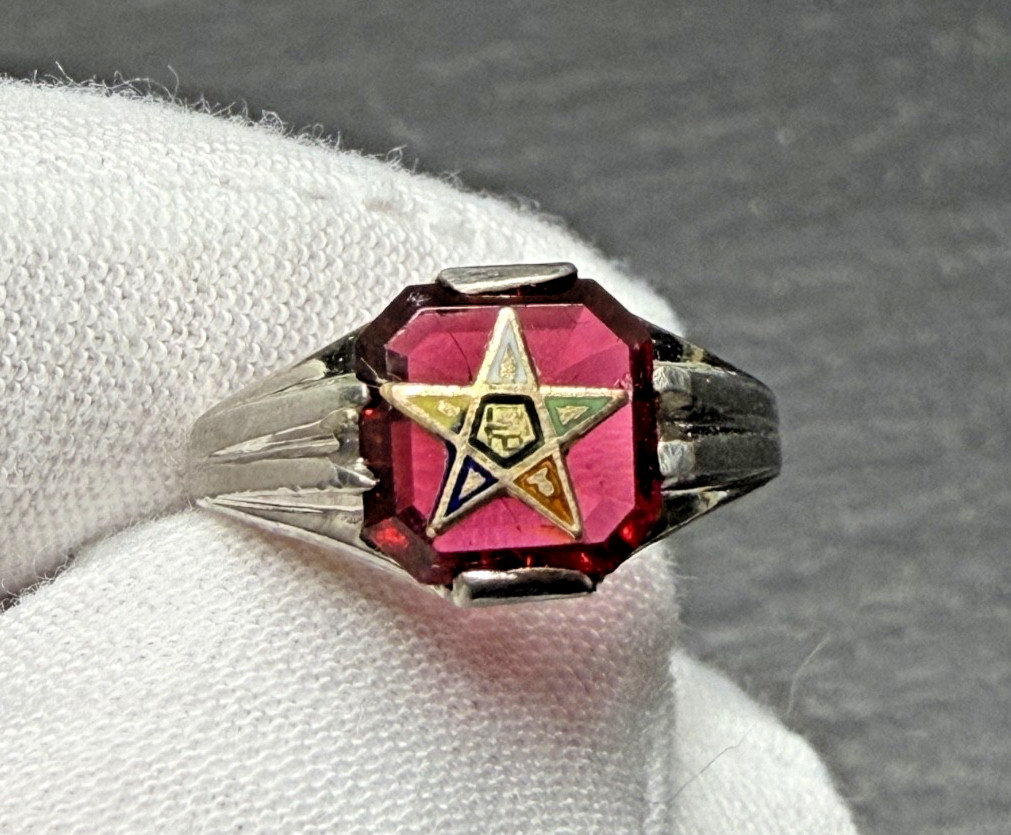 VINTAGE OES ORDER OF THE EASTERN STAR STERLING SILVER RING SIZE 4.5 P186