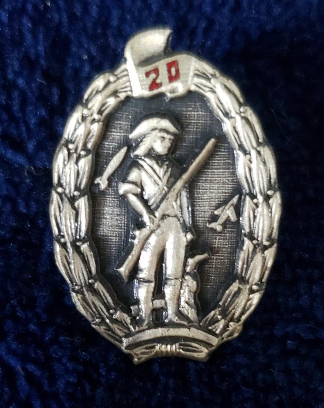 VINTAGE ANTAYA US NATIONAL GUARD MINUTEMEN 2OTH YEAR SERVICE PIN STERLING SILVER