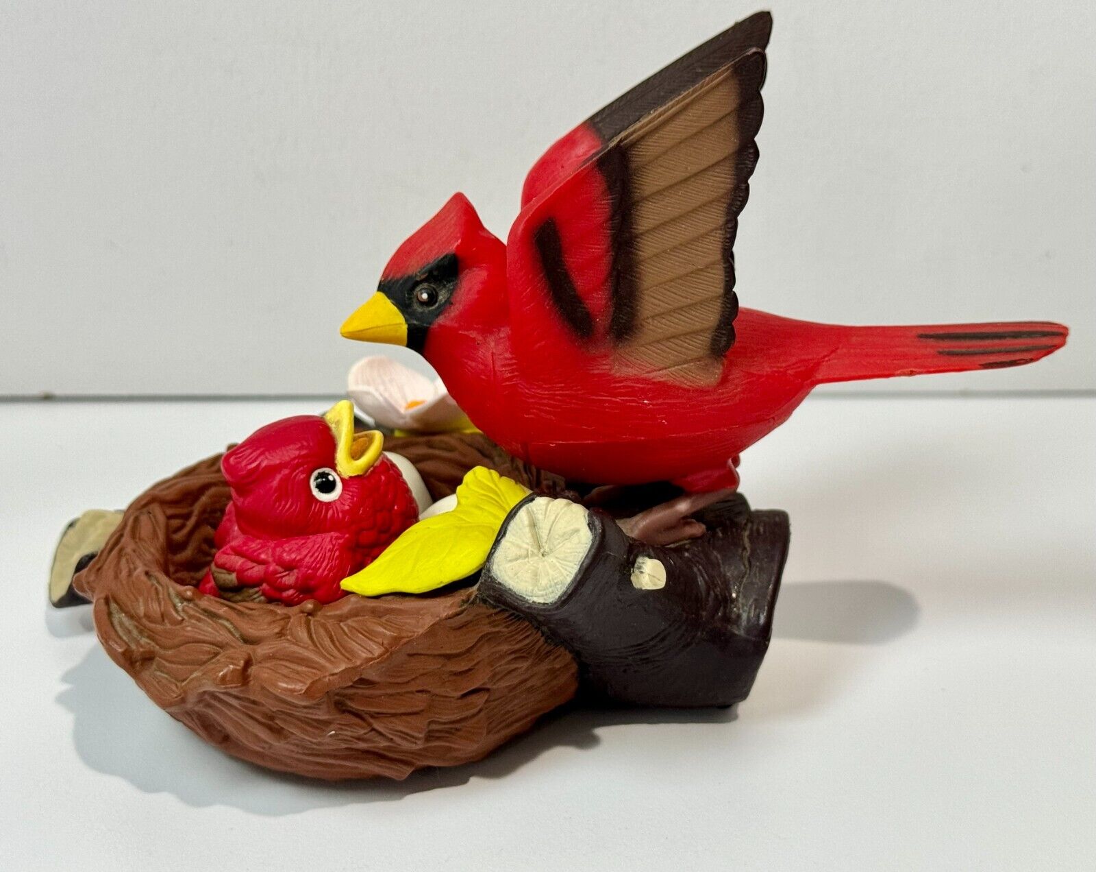 Takara Breezy Singer Cardinal Red Mamma Bird with Baby in Nest Chirps 1992
