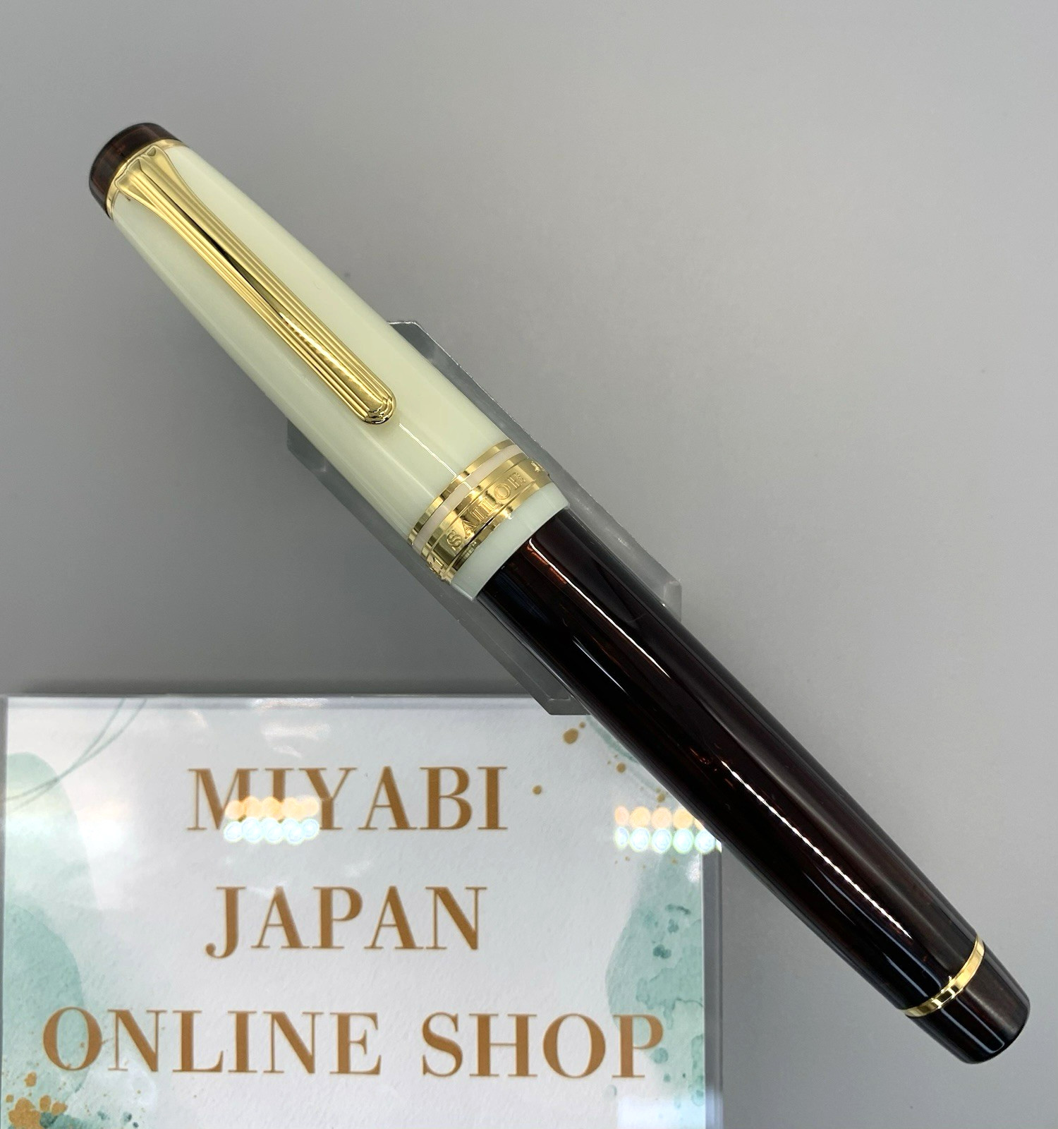 SAILOR Professional Gear Limited Edition Cappuccino Brown 21K Medium Nib USED