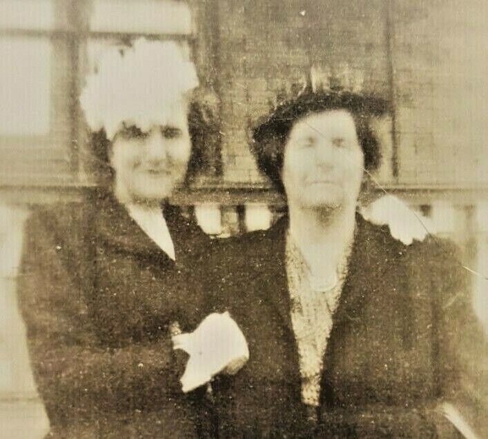 Vintage 1940s B&W Photo Ladies in Sunday Dresses and Hats Phila. Row Houses