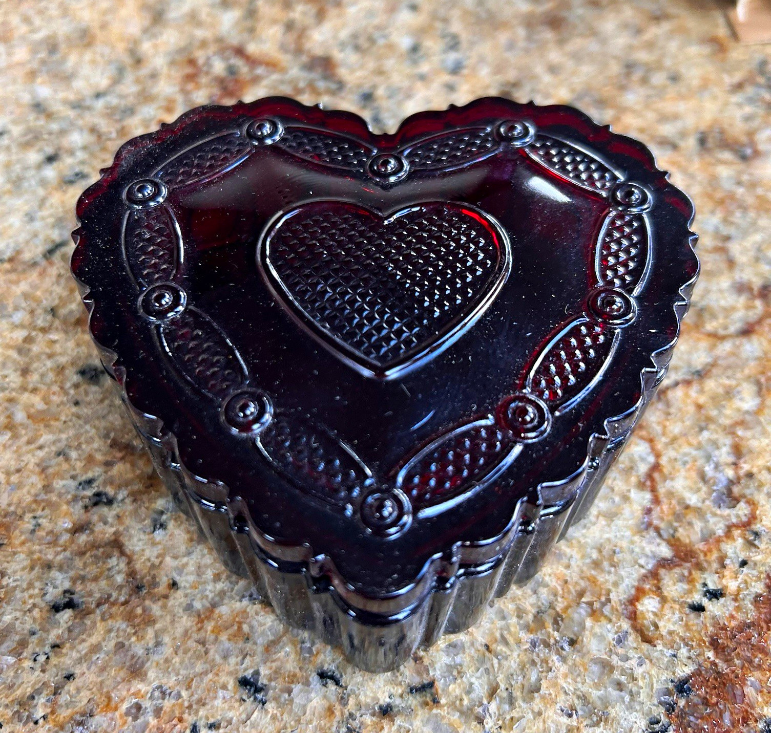 Vintage Avon 1876 Cape Cod Ruby Red Glass Heart Trinket Box Lidded Dish NIB⁠