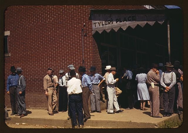Campton KY 1940 Court Day Farmers Townspeople Tyler\'s Store Dry Goods