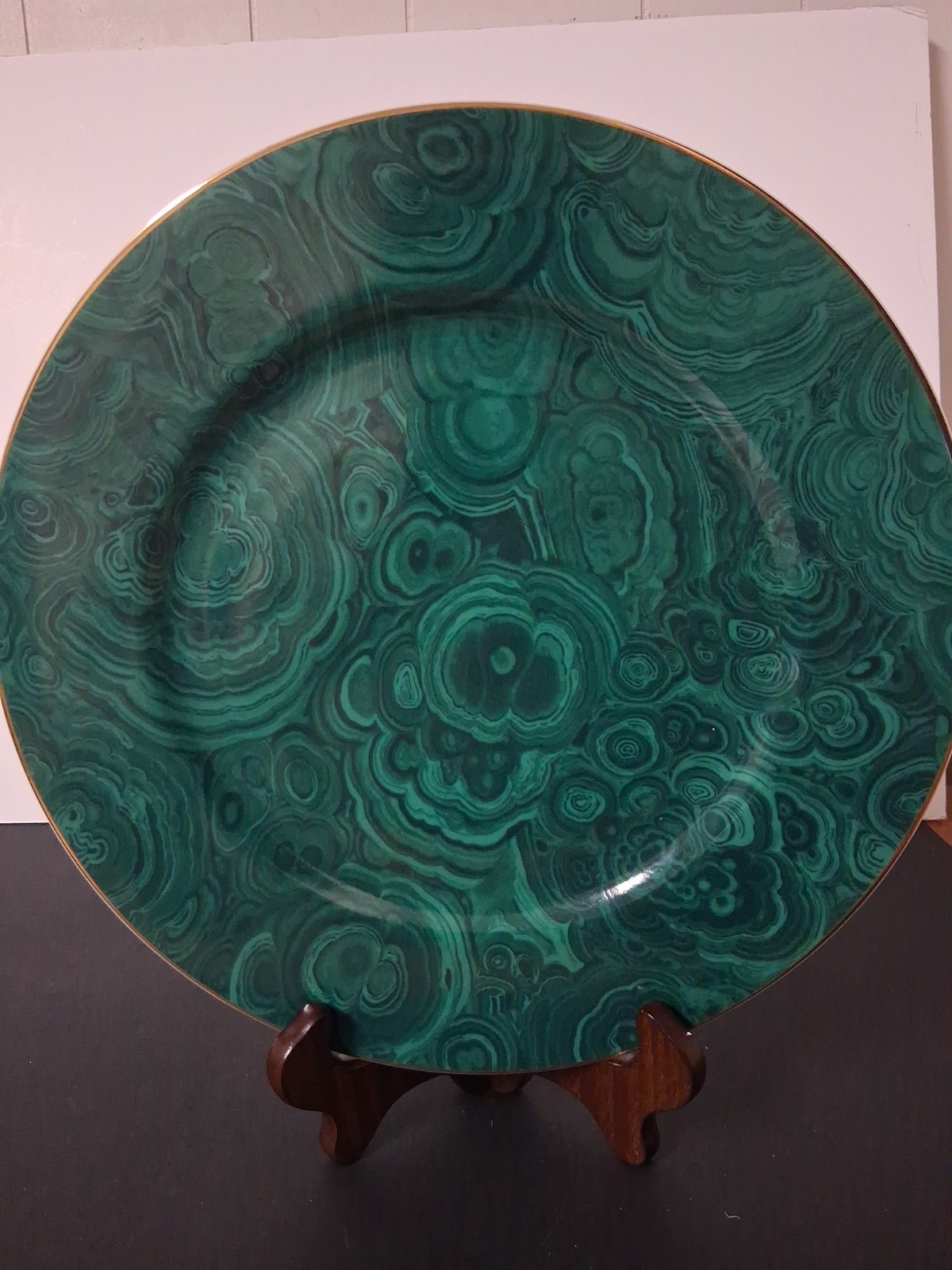 NEIMAN MARCUS Green Malachite Charger Plate Round Platter 12 1/4\