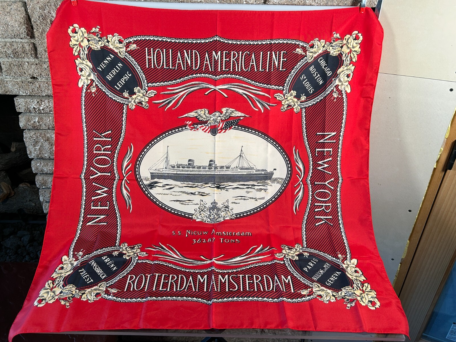 VINTAGE HOLLAND-AMERICA LINE SS NIEUW AMSTERDAM OCEAN LINER SOUVENIR SCARF