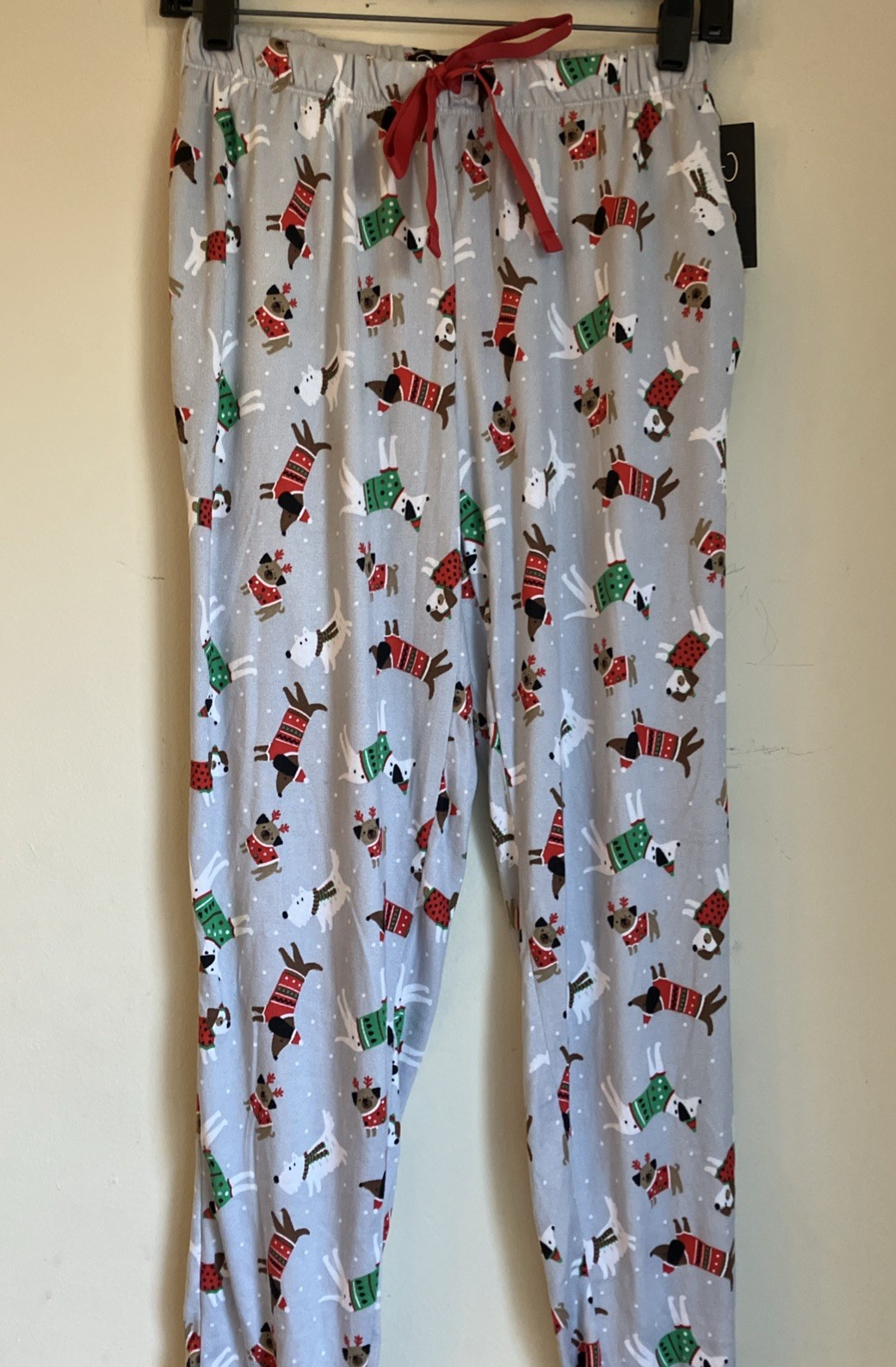 DACHSHUND AND PUGS IN HOLIDAY PAJAMA PANT DACHSHUND AND PUGS IN HOLIDAY PAJAMA PANT