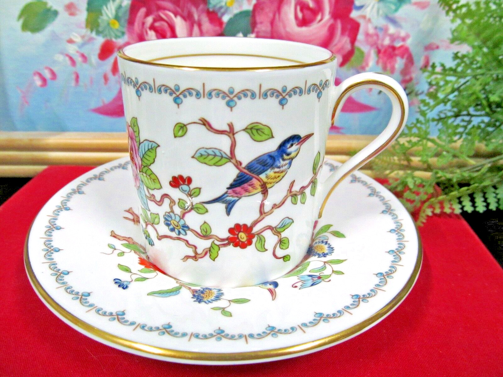 Aynsley tea cup and saucer Demi can Pembroke bird teacup England 1930s
