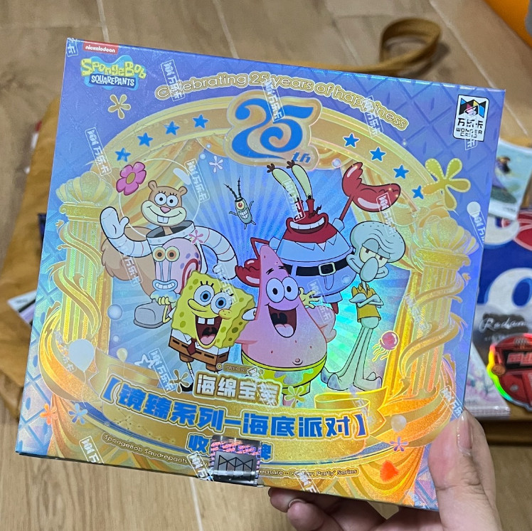 SpongeBob SquarePants 25th Anniversary Sealed Collection Cards Box Gifts