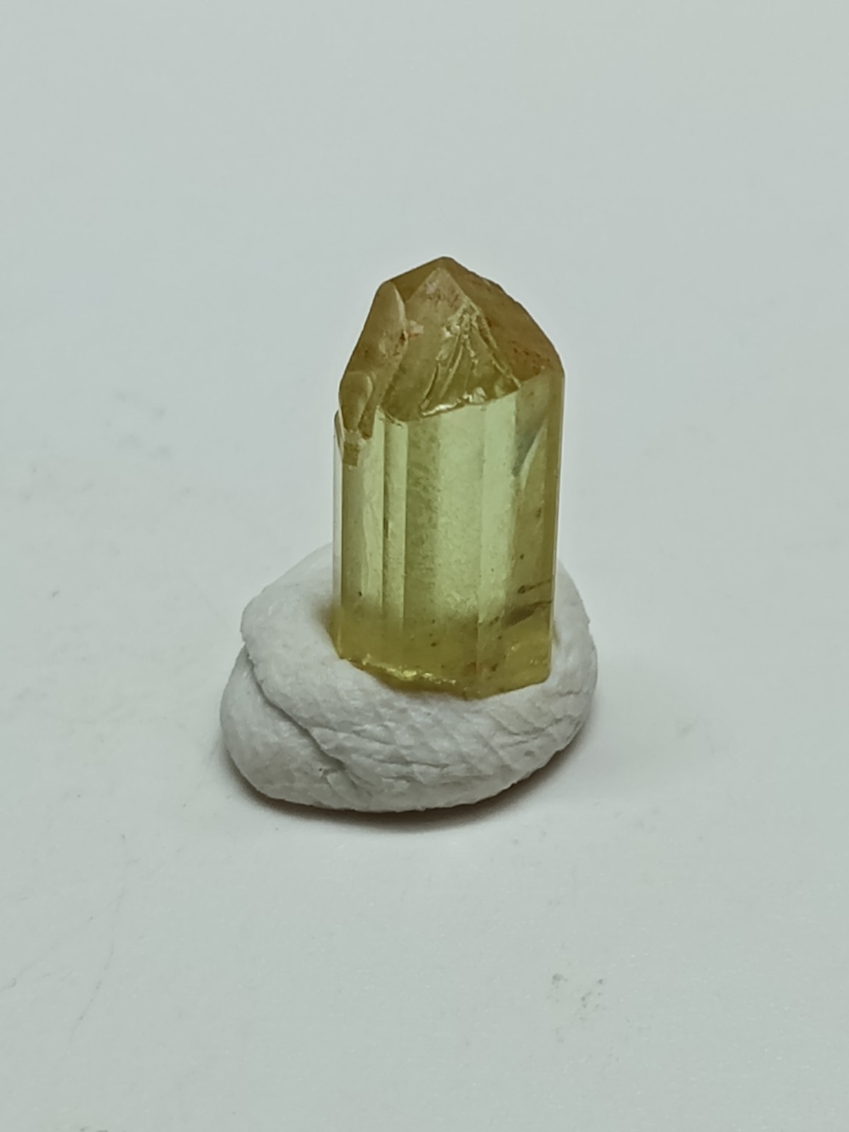 Terminated Natural Yellow Apatite X51 Terminated Natural Yellow Apatite X51
