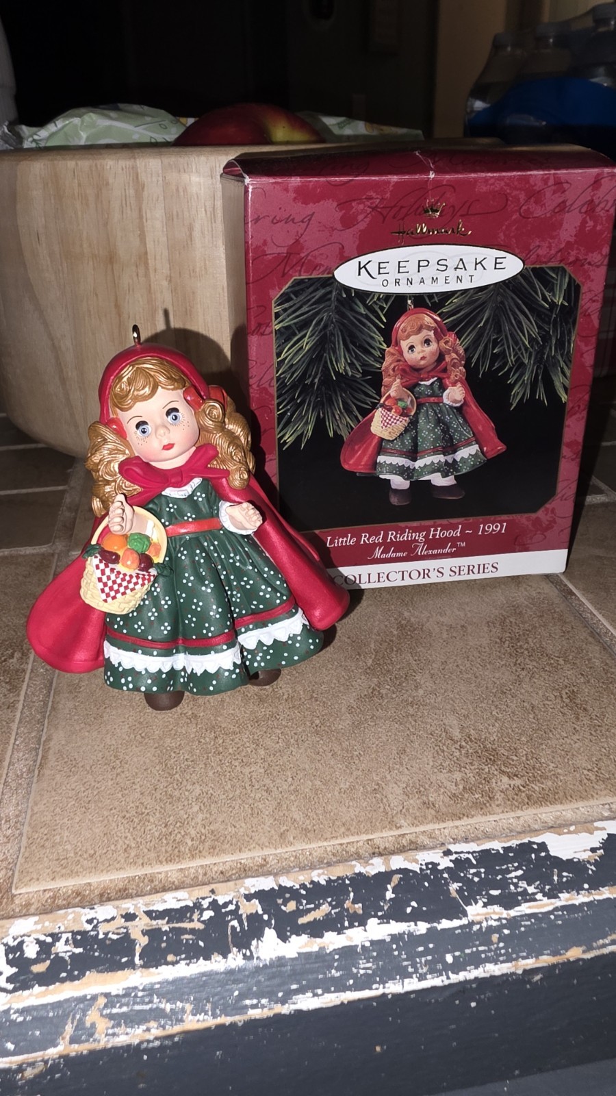1991 97 Hallmark Keepsake Ornament Little Red Riding Hood Madame Alexander INBOX