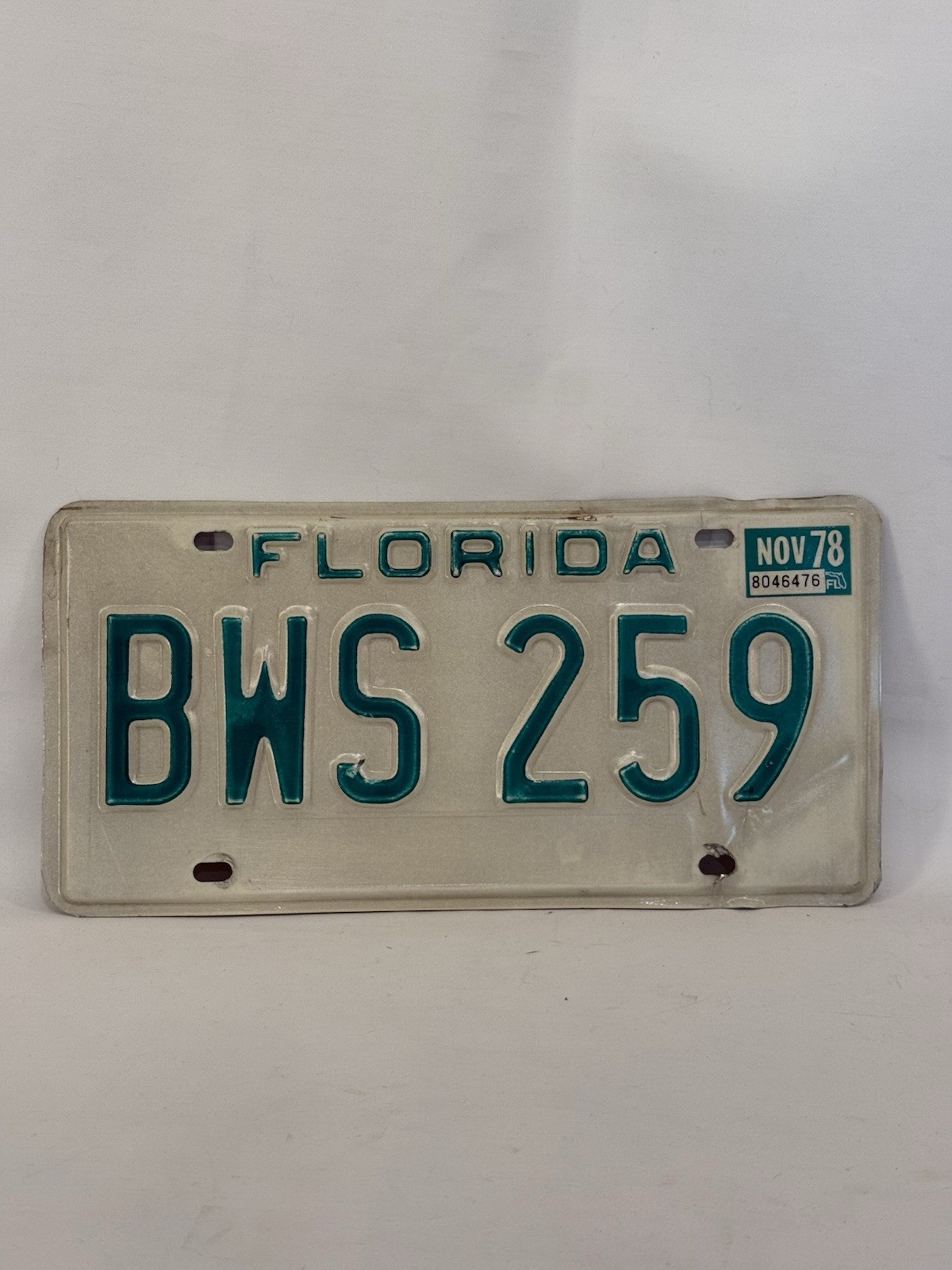 VINTAGE 1978 FLORIDA LICENSE PLATE BWS 259 (WHITE & GREEN)