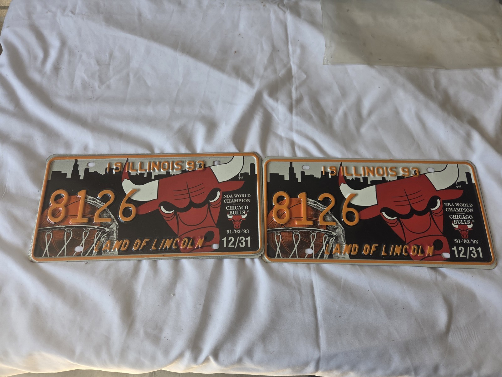 (2) 1993 Illinois Chicago Bulls Special Event World Champions License Plate set