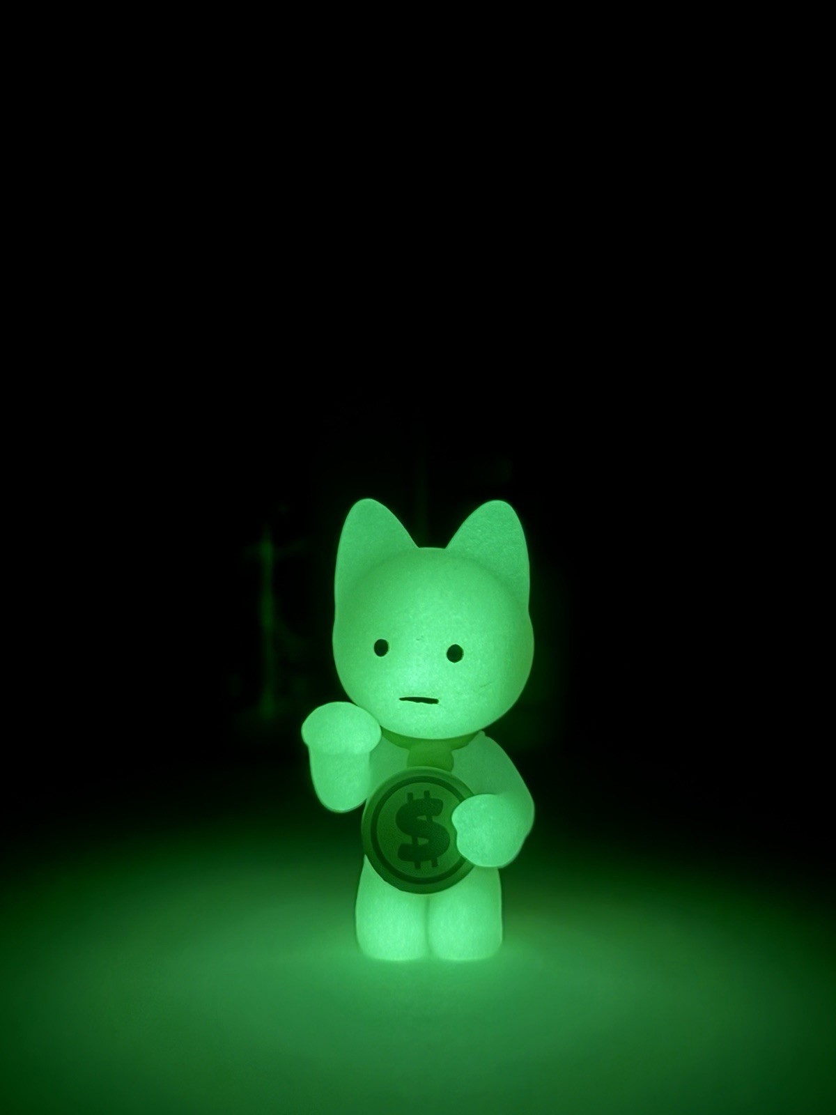 SMISKI @ Work Smiski Glow in the Dark Plastic Figurine, Green, Rare Secret