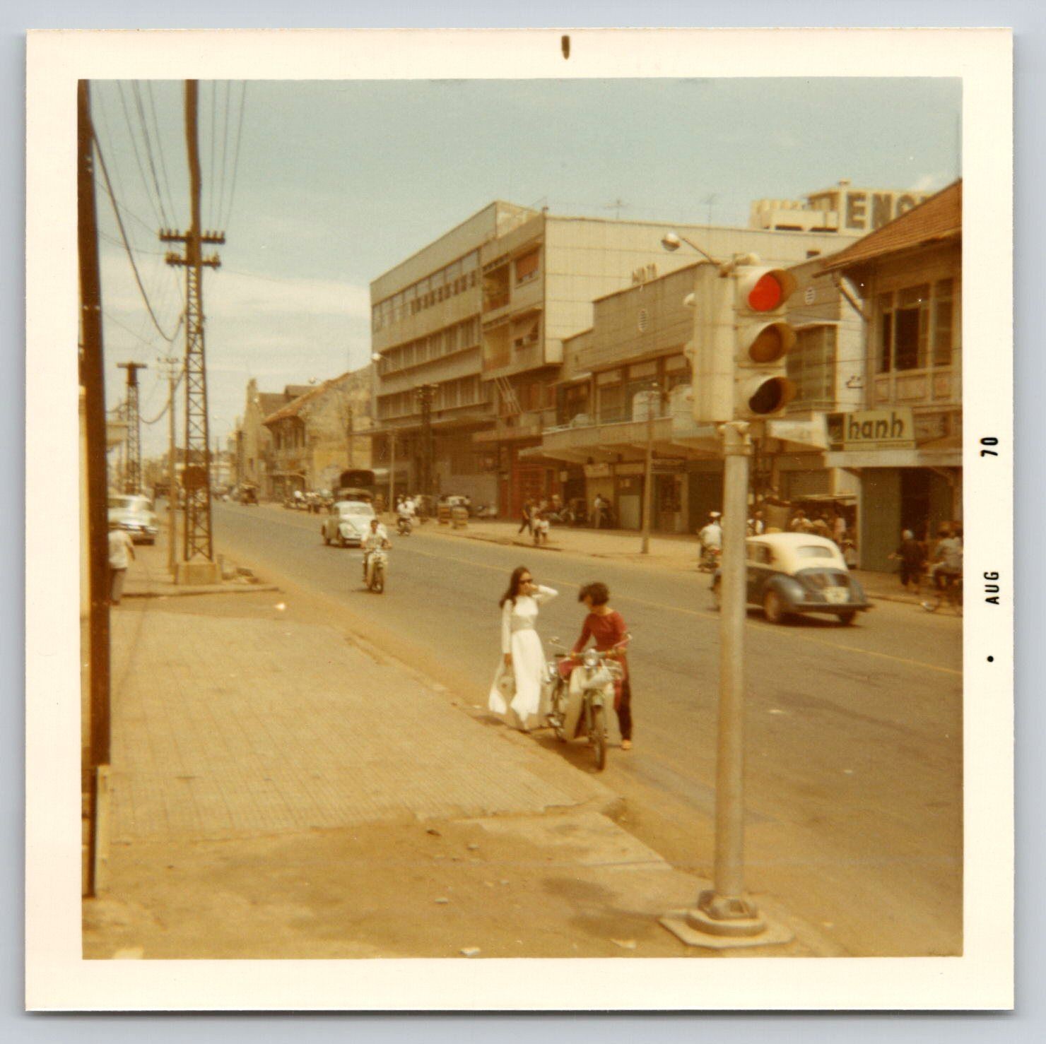 Saigon Vietnam Snapshot Photo Street Scene Traffic Signal Pedestrians 1970 Saigon Vietnam Snapshot Photo Street Scene Traffic Signal Pedestrians 1970