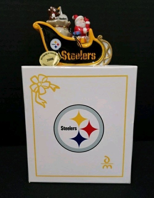 2008 Danbury Mint Pittsburgh Steelers Christmas Sleigh with Santa Ornament  