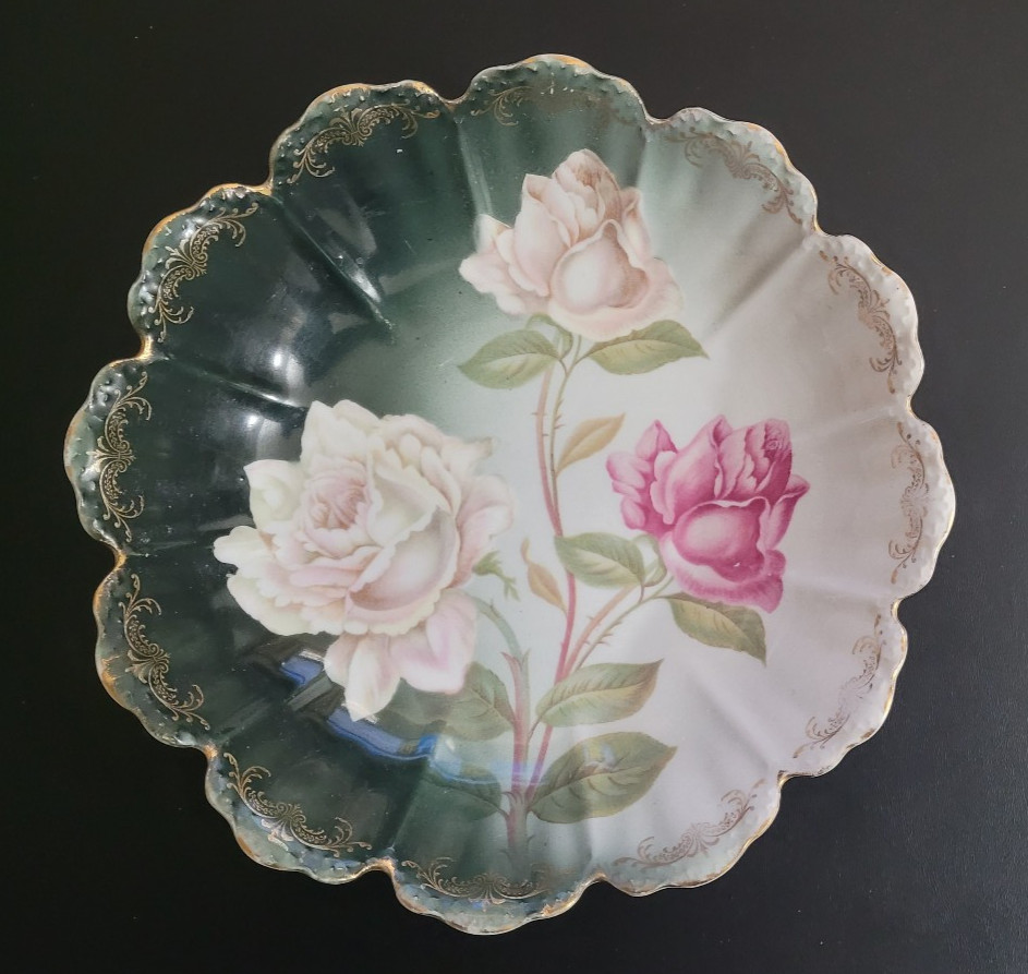 RC Rosenthal Malmaison Bavaria 9” Hand Painted Plate Pink & Red Roses Gold Trim