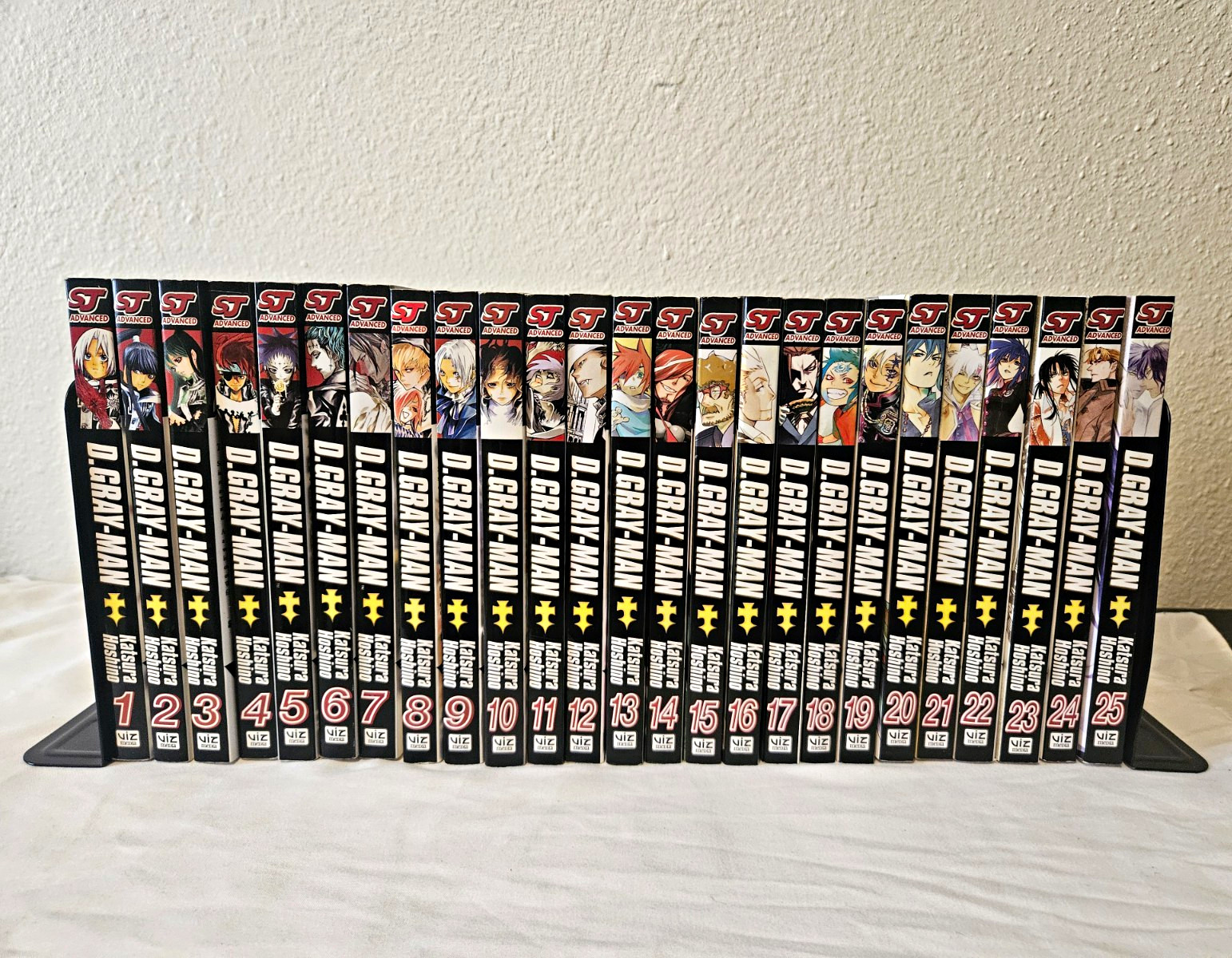VIZ D.Gray-man Manga Vol 1-25 Lot English Softcover Katsura Hoshino