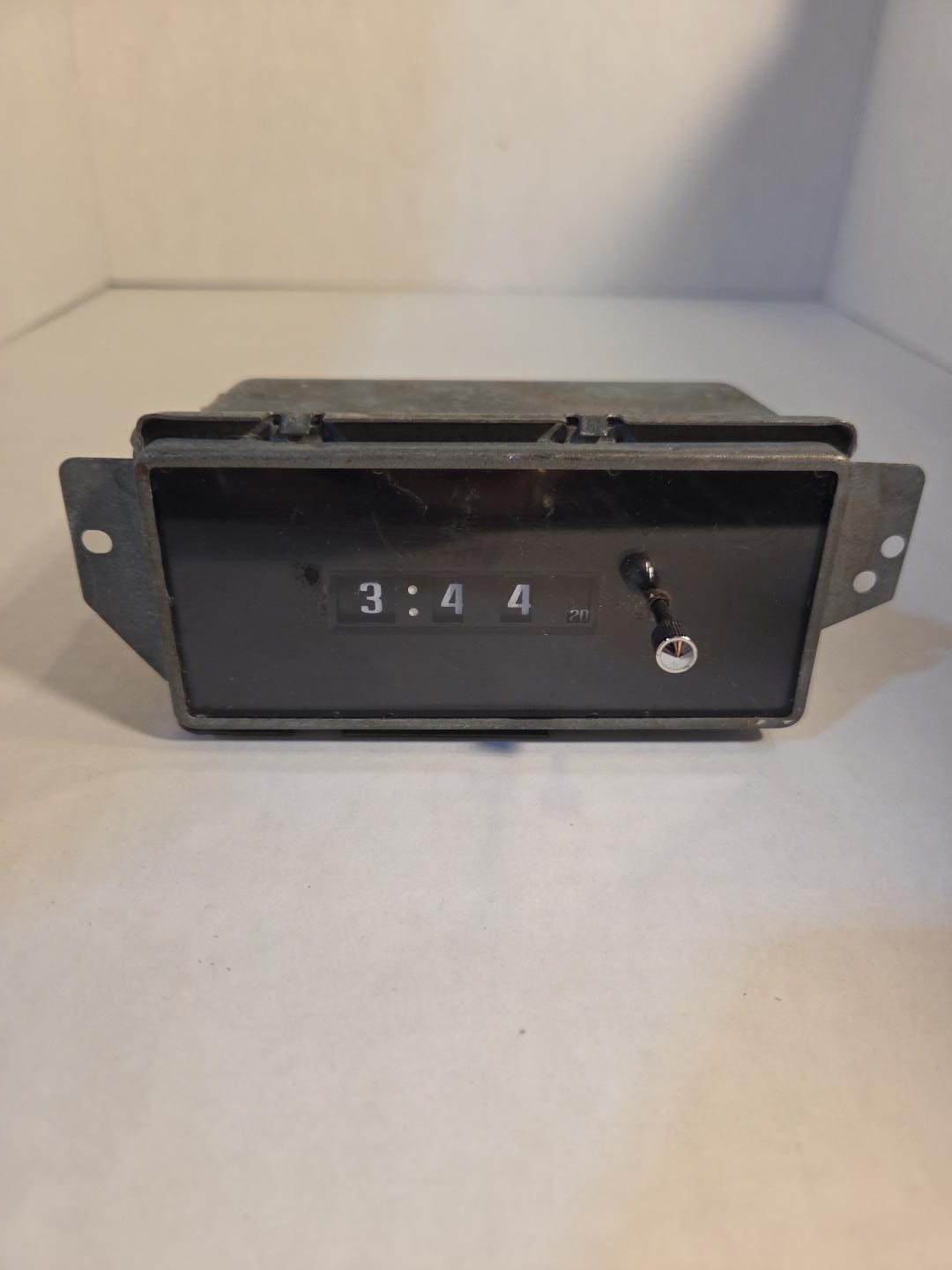 Vintage Borg Instruments12-volt Electric Dash Clock Flip Display Untested