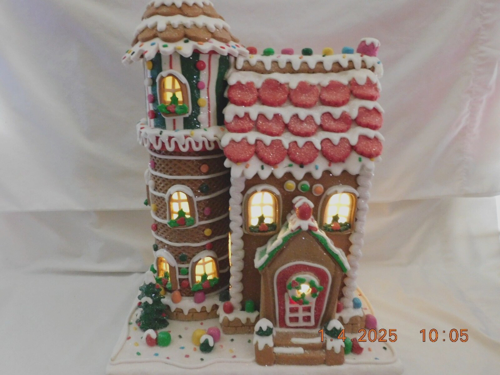 New Trimsetter Gingerbread House Castle Tower LED Lighted 19\ New Trimsetter Gingerbread House Castle Tower LED Lighted 19\