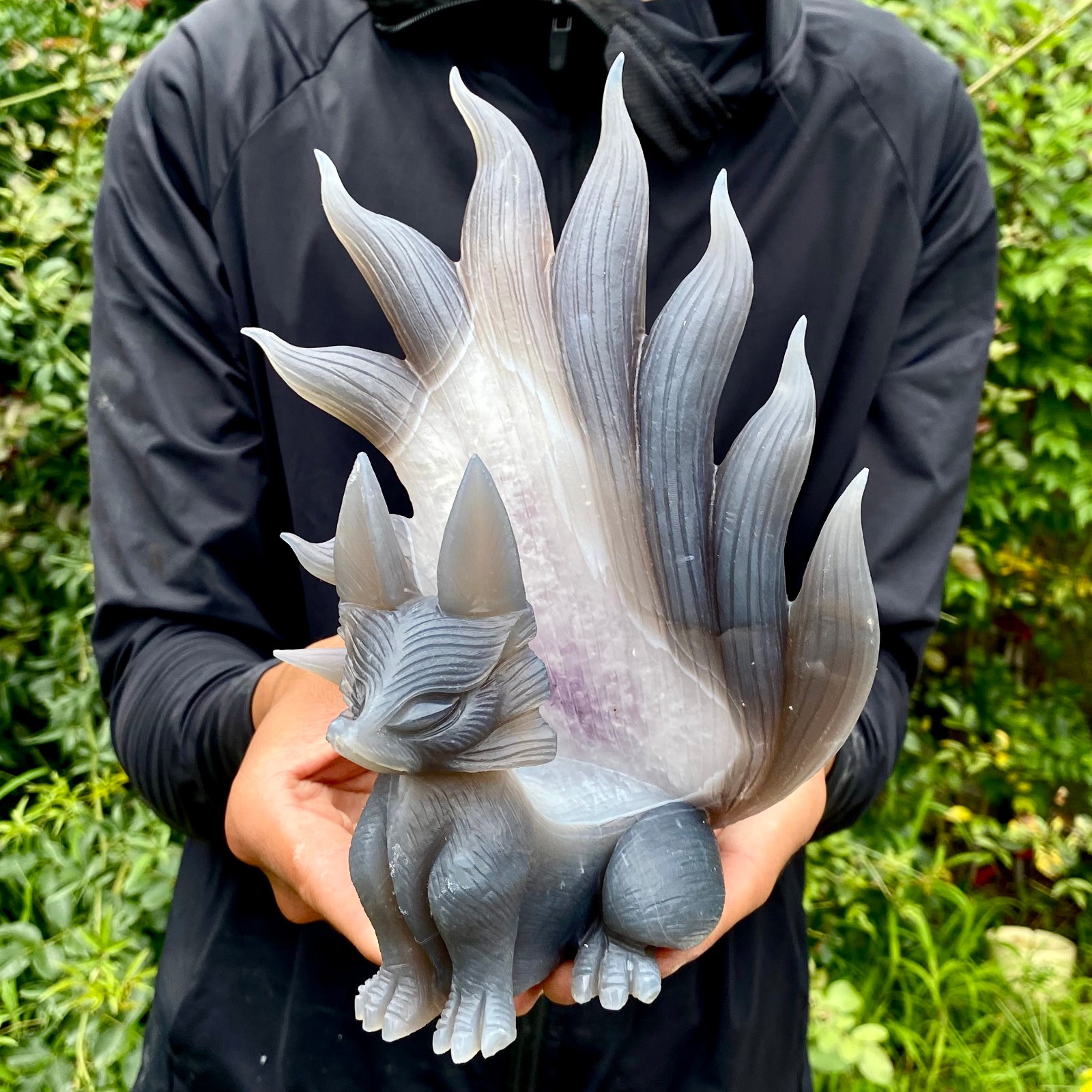 3.9LB    Natural Agate Geode Hand Carved Nine-tailed Fox Quartz Crystal Decor