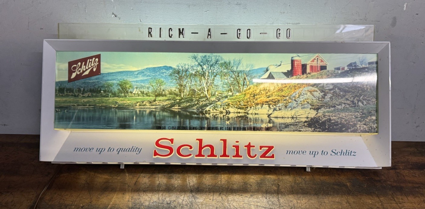 Vintage 1958 Schlitz Beer Sign Lighted Lighthouse Scene Move Up To Quality