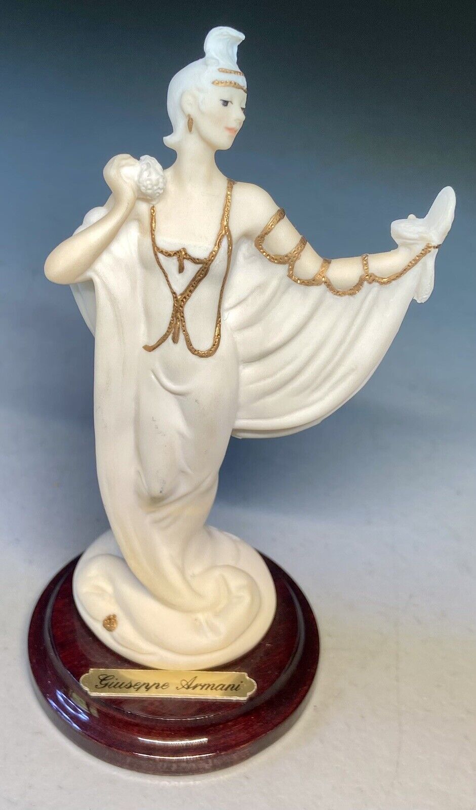 Vtg 1994 Giuseppe Armani 5” Small Figurine Lady With Powder Puff Florence Italy