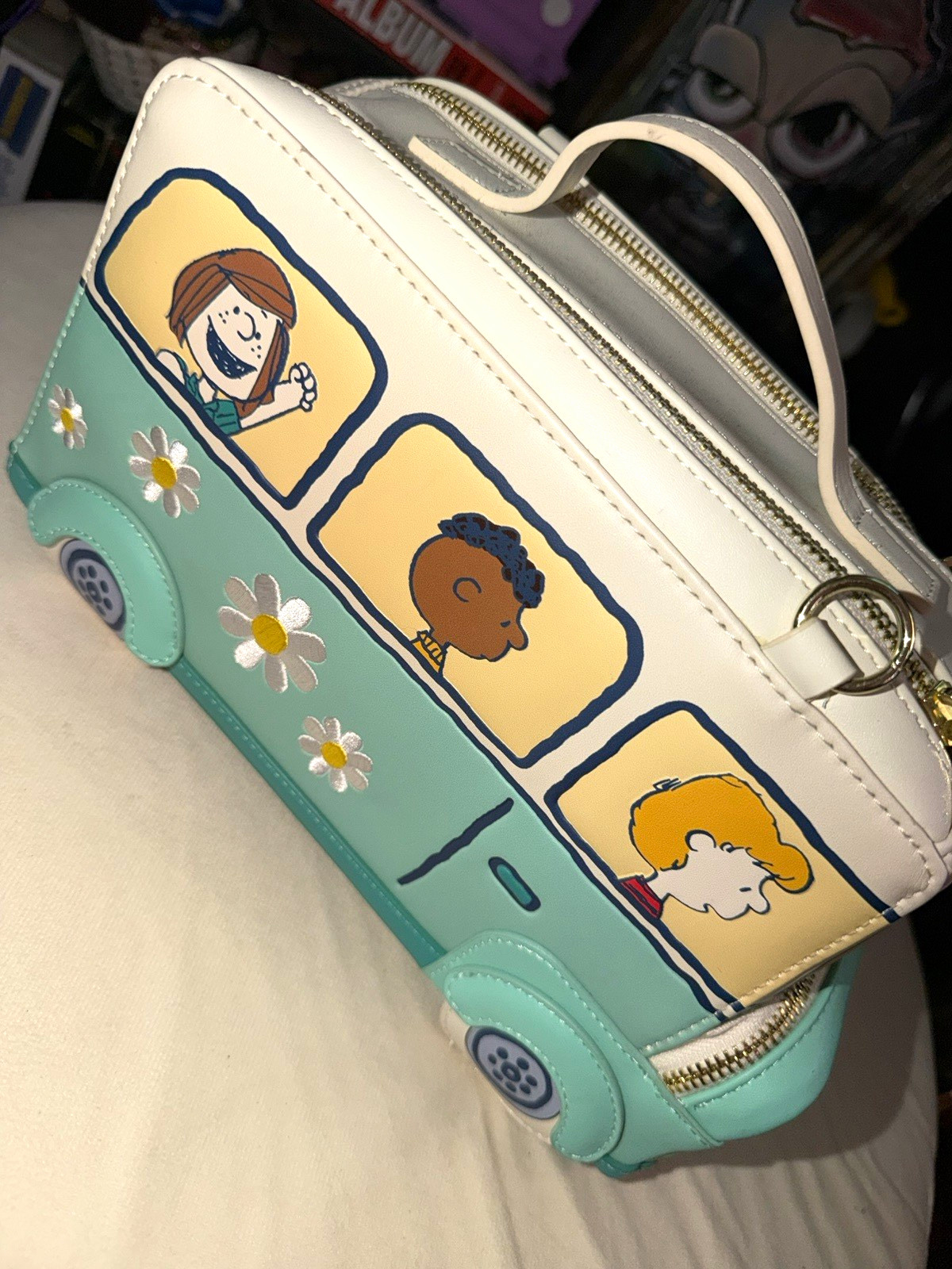Loungefly Peanuts Snoopy Charlie Brown Woodstock Crossbody Bag White Blue Yellow