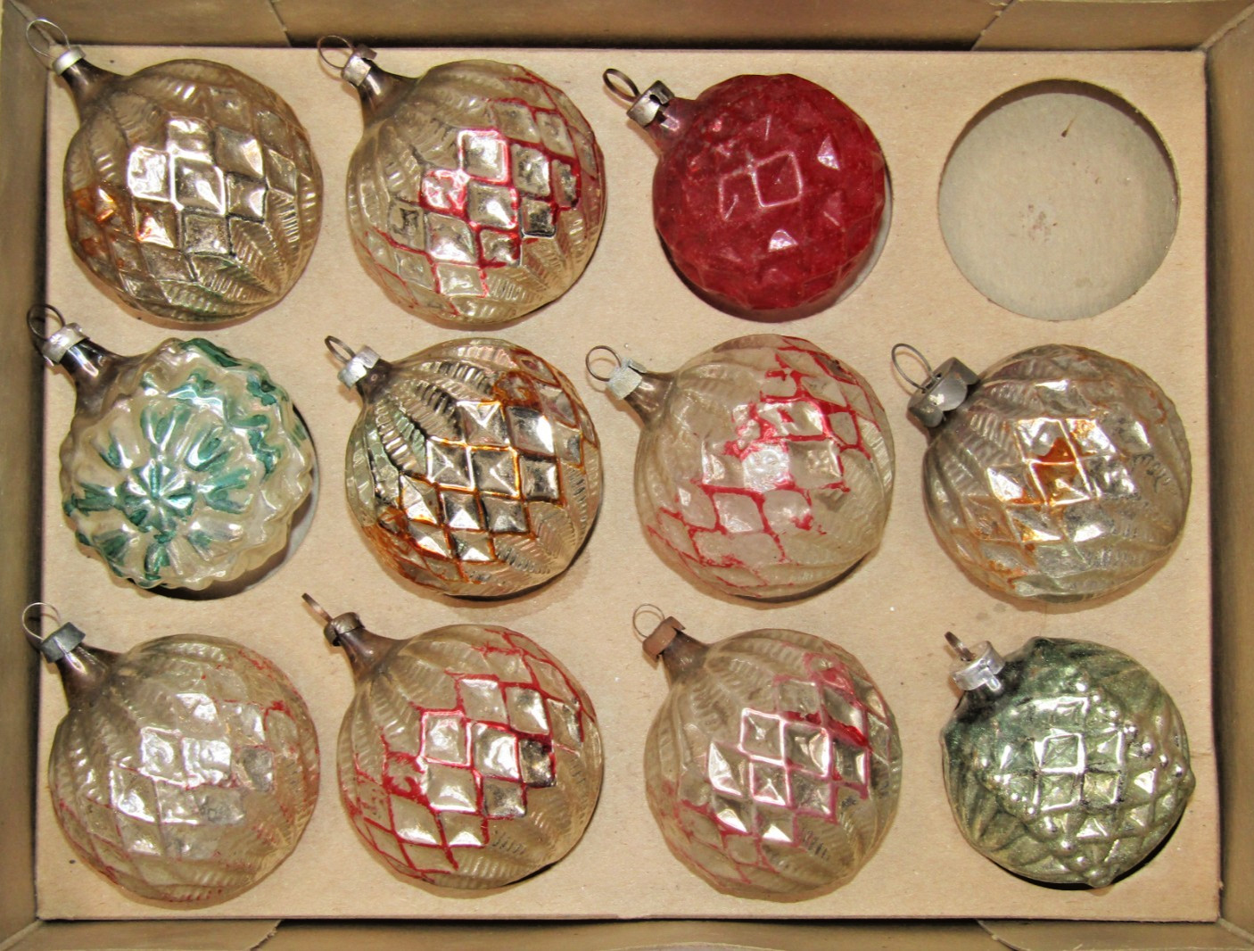 Lot Antique VTG Glass Embossed Faceted GOLF BALL Christmas Ornament Germany