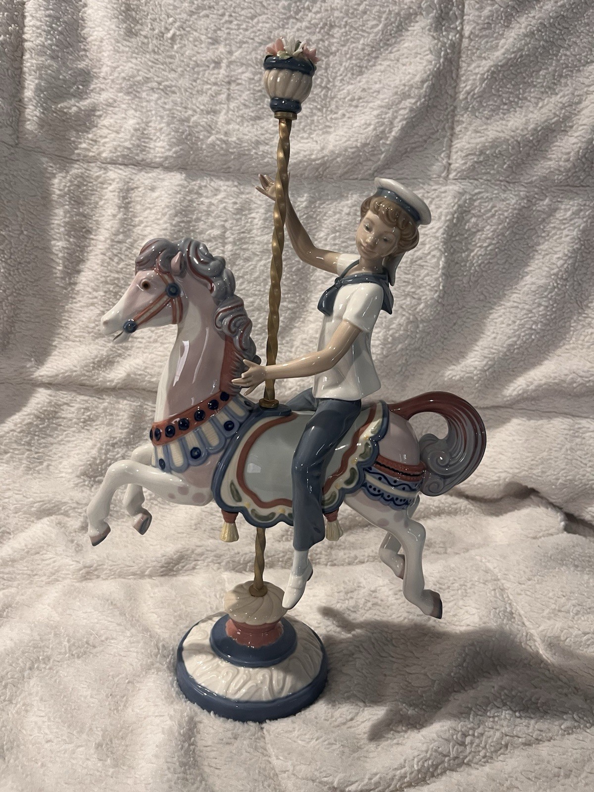 LLADRO Porcelain Figurine Boy On A Carousel Horse #1470 LLADRO Porcelain Figurine Boy On A Carousel Horse #1470
