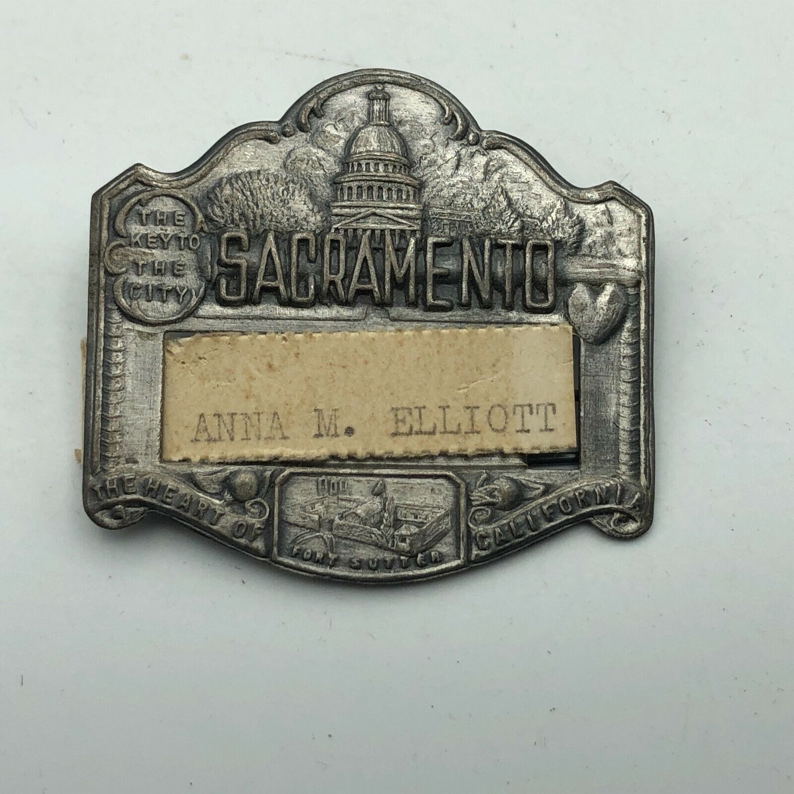 Sacramento CA Pin Badge Named Fort Sutter Vintage Antique Deco Key To The City
