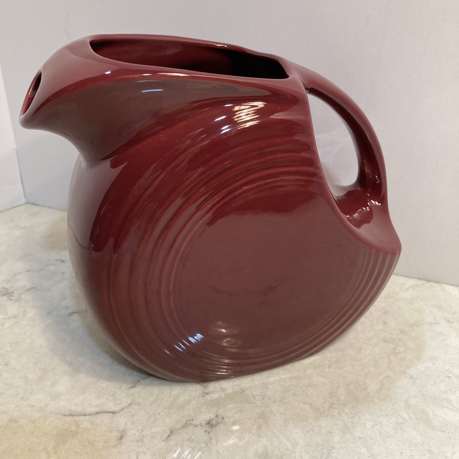 VTG Homer Laughlin Fiesta Disc Pitcher Cinnabar/ Burgundy Large 7\ VTG Homer Laughlin Fiesta Disc Pitcher Cinnabar/ Burgundy Large 7\
